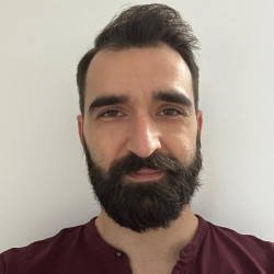 Vai al banner: Antochi Eusebiu