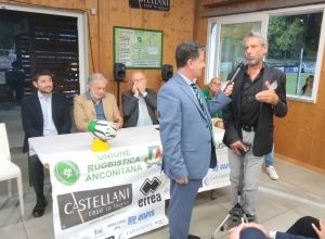 Presentazione delle squadre di rugby nella città di Ancona