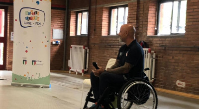 Il campione paralimpico Fabrizio Caselli incontra i ragazzi dei Centri Estivi...