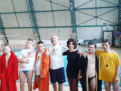 Il Presidente Luca Savoiardi presente alla prima gara regionale di nuoto para...