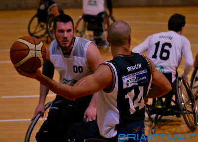 Basket in carrozzina: tutto facile per la Briantea84 nel derby con l’SB...