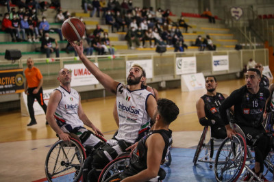 Basket in carrozzina: Cantù e S.Stefano ancora a punteggio pieno