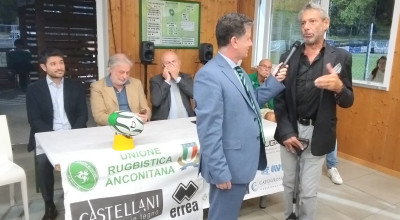 Presentazione delle squadre di rugby nella città di Ancona