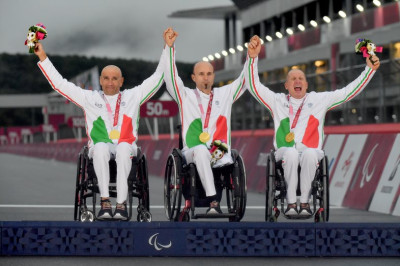 Day 9: 10 medaglie per l'Italia, che raggiunge quota 58. Eguagliati i Giochi ...